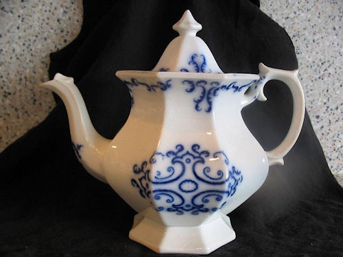 Flow Blue ARABIC pattern Teapot James Edwards 